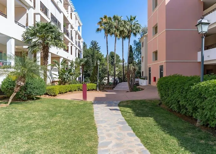 Appartement 2 Bed In Nueva Andalucia Marbellac