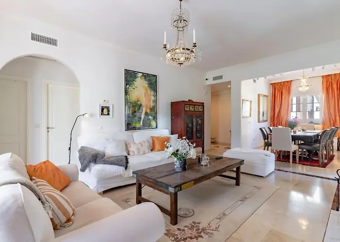 Appartement 2 Bed In Nueva Andalucia